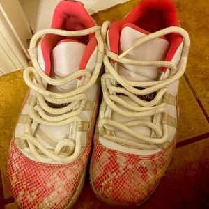 Jordan 11s